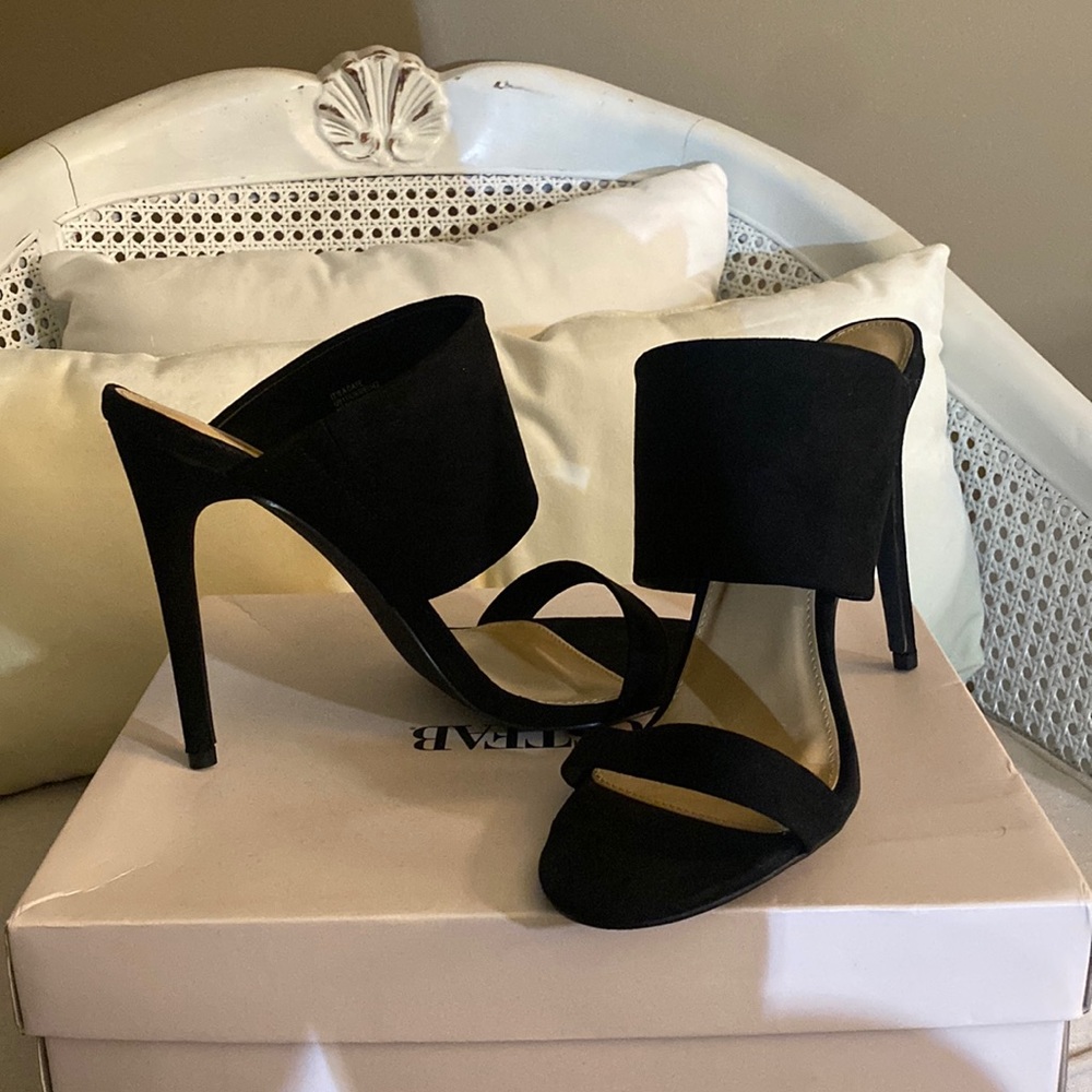 Black heels